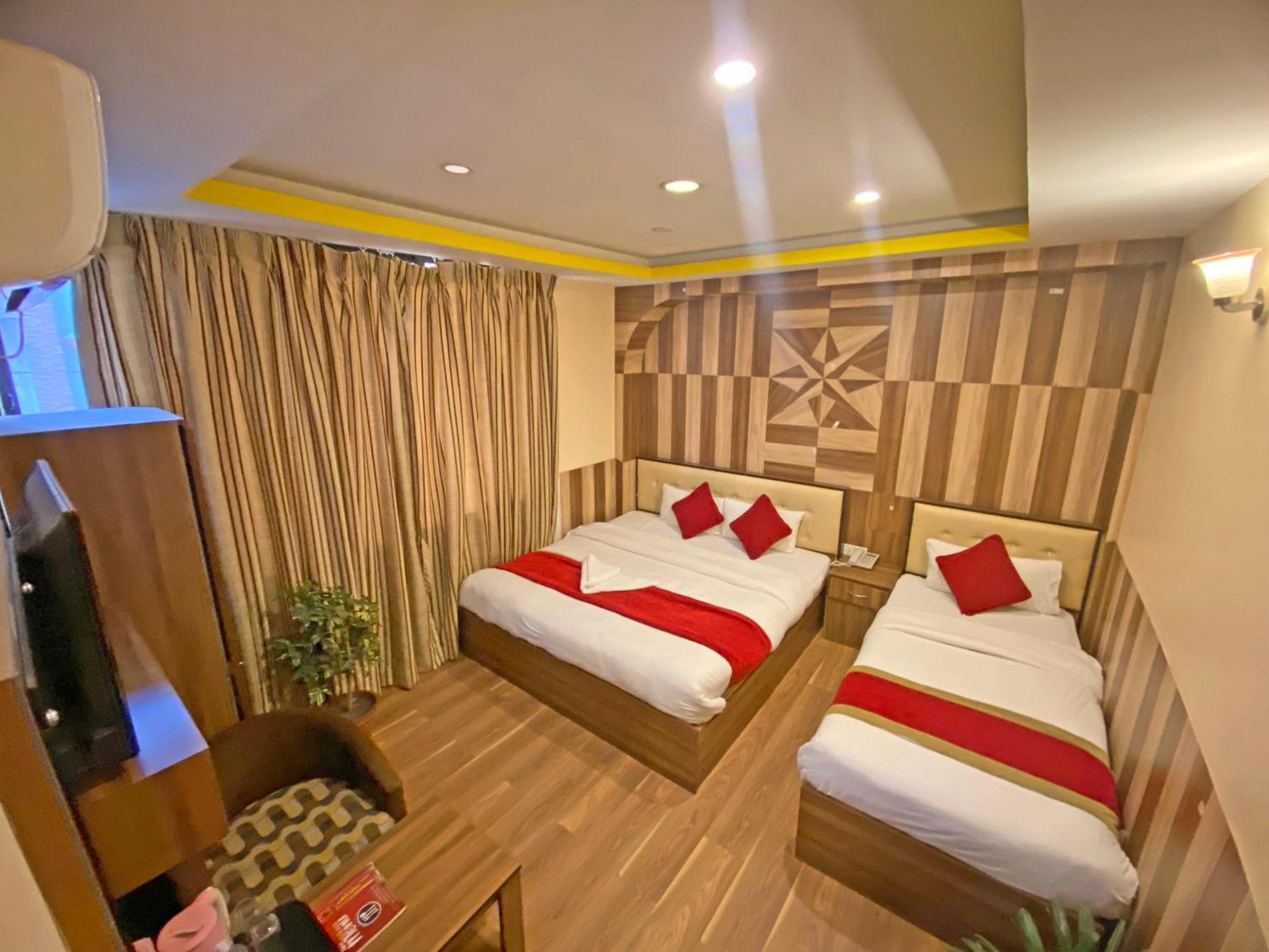 Hotel Airport Holiday Katmandu Kültér fotó