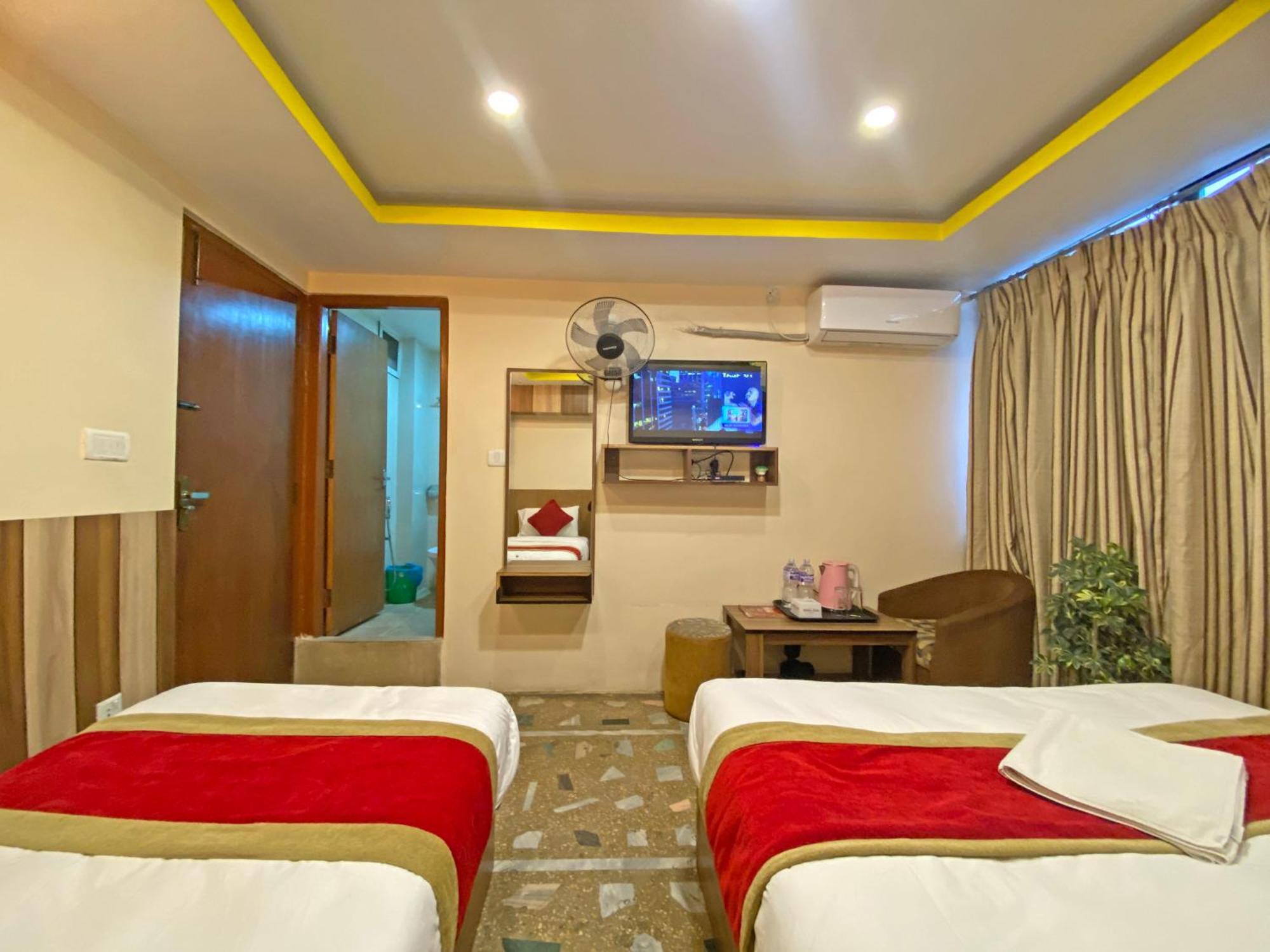 Hotel Airport Holiday Katmandu Kültér fotó