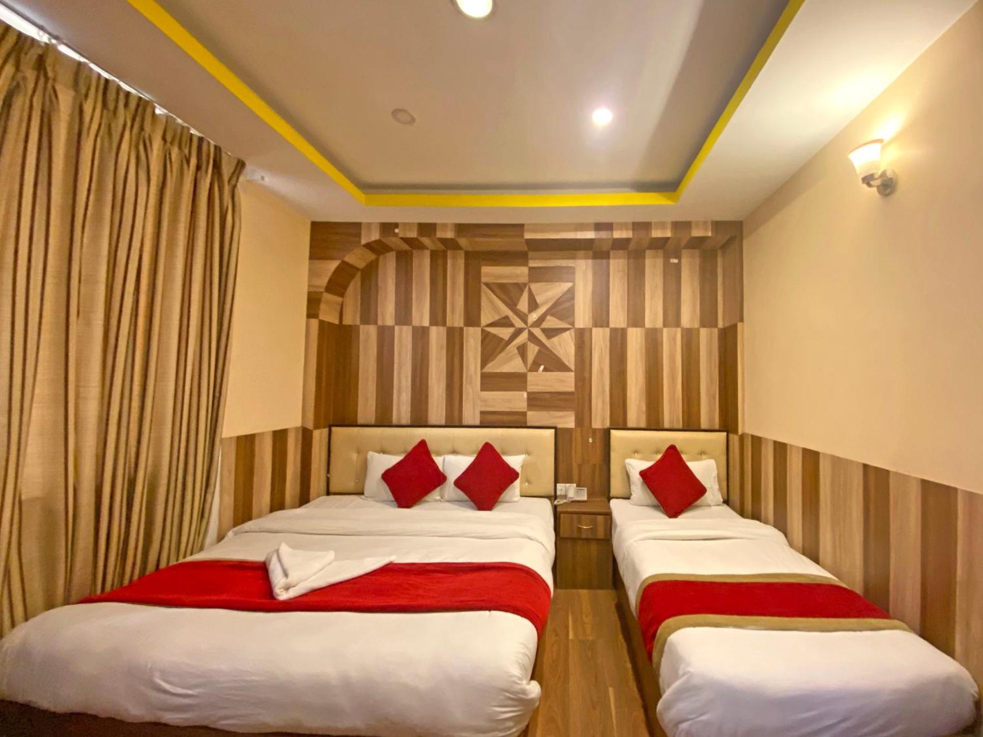 Hotel Airport Holiday Katmandu Kültér fotó